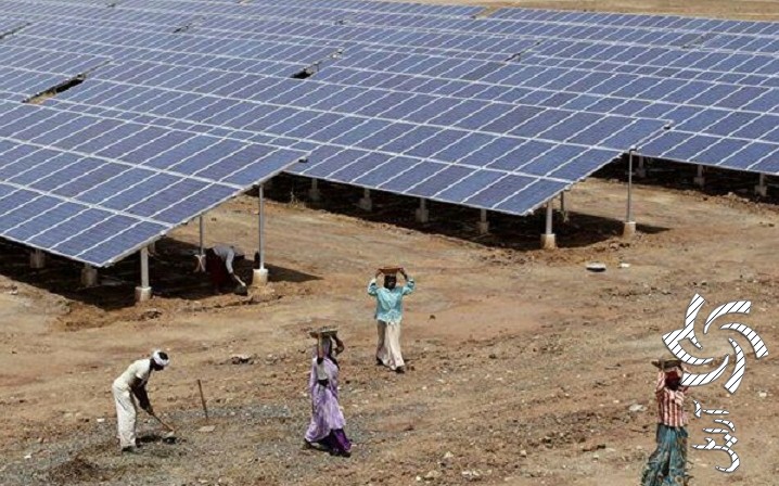 پارک خورشیدیKurnool Ultra Mega ، هند برق خورشیدی