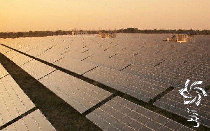 پارک خورشیدی پاواگادا، هند برق خورشیدی